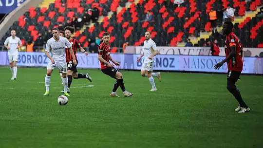 Trendyol Süper Lig: Gaziantep FK: 1 - Samsunspor: 1 (Maç sonucu)