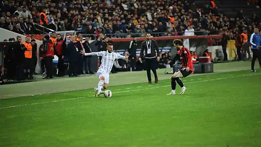 Trendyol Süper Lig: Gaziantep FK: 1 - Beşiktaş: 0 (Maç devam ediyor)