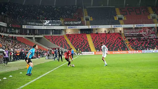 Trendyol Süper Lig: Gaziantep FK: 2 - Beşiktaş: 0 (Maç sonucu)