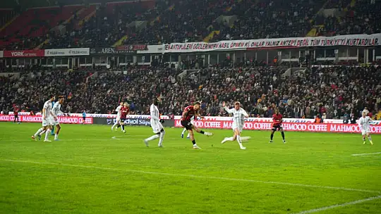 Trendyol Süper Lig: Gaziantep FK: 2 - Beşiktaş: 0 (Maç sonucu)