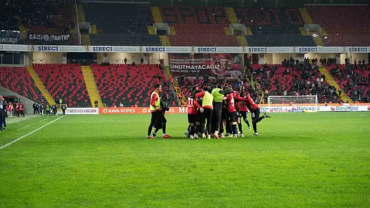 Trendyol Süper Lig: Gaziantep FK: 2 - Beşiktaş: 0 (Maç sonucu)