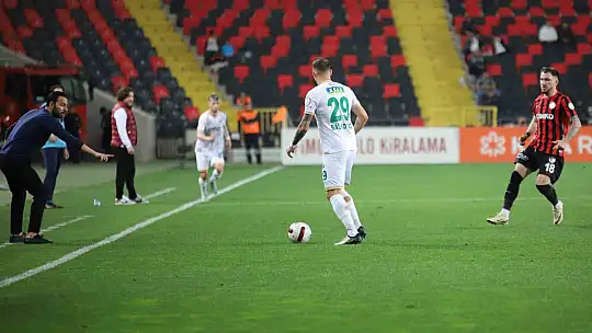 Trendyol Süper Lig: Gaziantep FK: 0 - Alanyaspor: 2 (İlk yarı)