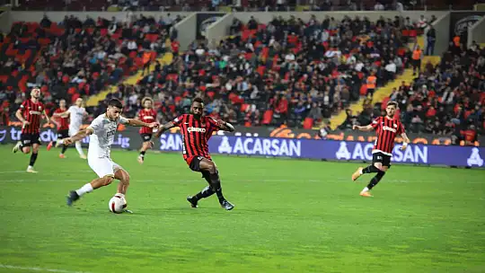 Trendyol Süper Lig: Gaziantep FK: 0 - Alanyaspor: 3 (Maç sonucu)