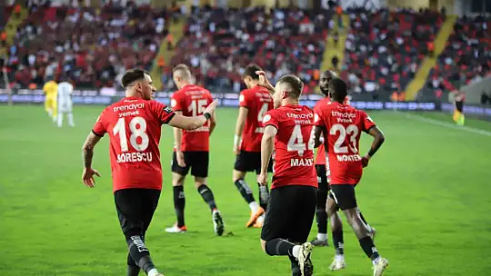 Trendyol Süper Lig: Gaziantep FK: 1 - Kasımpaşa: 0 (Maç devam ediyor)
