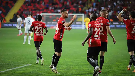 Trendyol Süper Lig: Gaziantep FK: 1 - Kasımpaşa: 0 (Maç devam ediyor)