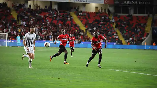 Trendyol Süper Lig: Gaziantep FK: 2 - Kasımpaşa: 0 (Maç sonucu)
