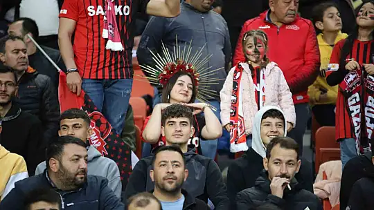 Trendyol Süper Lig: Gaziantep FK: 1 - Hatayspor: 1 (Maç devam ediyor)