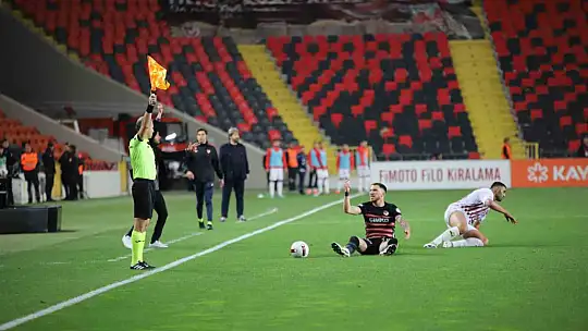 Trendyol Süper Lig: Gaziantep FK: 1 - Hatayspor: 1 (İlk yarı)