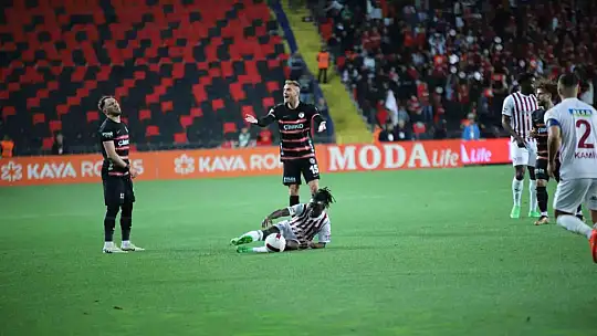 Trendyol Süper Lig: Gaziantep FK: 1 - Hatayspor: 1 (İlk yarı)