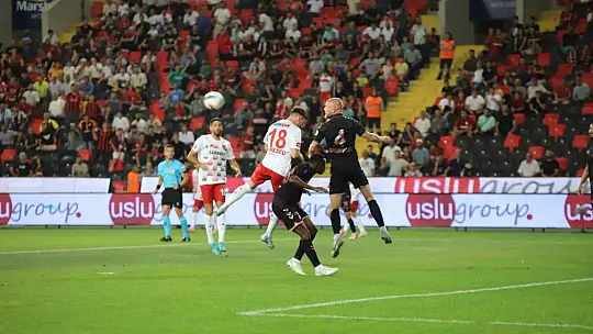 Trendyol Süper Lig: Gaziantep FK: 0 - Samsunspor: 1 (Maç devam ediyor)