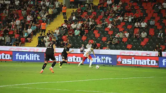 Trendyol Süper Lig: Gaziantep FK: 0 - Samsunspor: 1 (Maç devam ediyor)