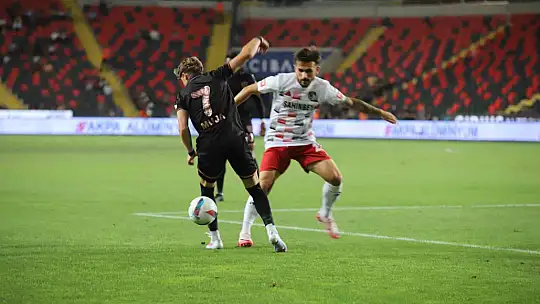 Trendyol Süper Lig: Gaziantep FK: 0 - Samsunspor: 1 (Maç devam ediyor)