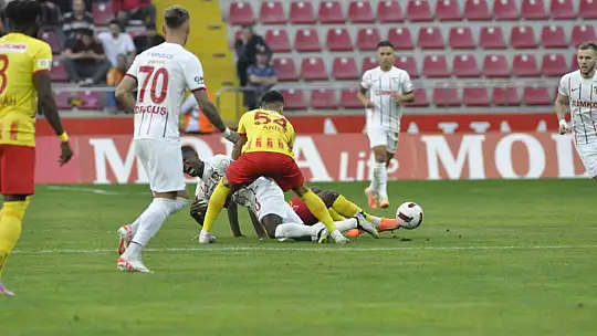 Trendyol Süper Lig: Kayserispor: 2 - Gaziantep FK: 0 (Maç sonucu)