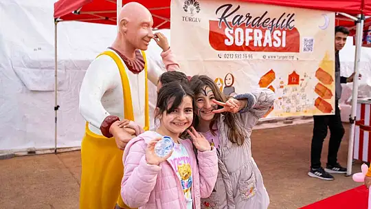 TÜRGEV Kardeşlik Sofrası İslahiye'de