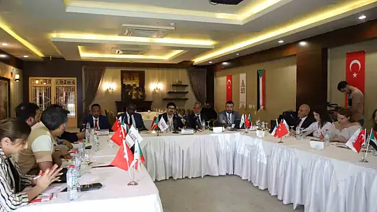 Türk-Sudan İş Formu öncesi Gaziantep'te bilgilendirme toplantısı yapıldı