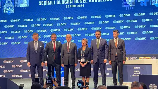 Türkiye-Irak İş Konseyi Başkanlığına yeniden seçilen Halit Acar'a üstün performans ödülü