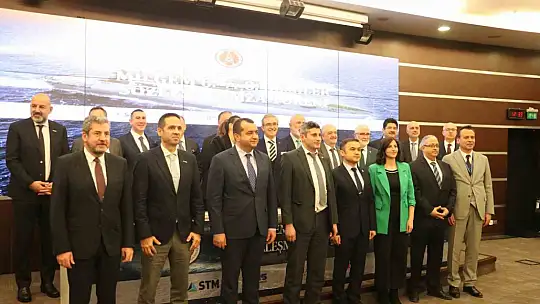 Türkiye'nin en büyük savaş gemisi Deniz Kuvvetleri Komutanlığı'na teslim ediliyor