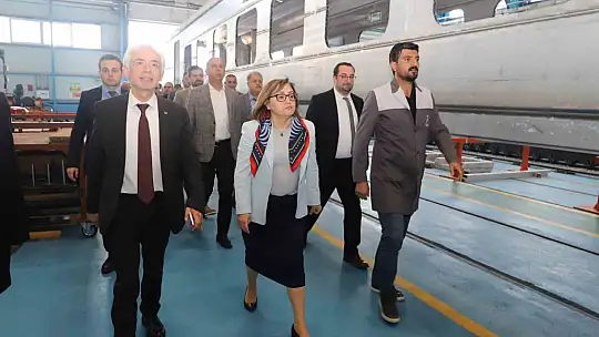 Türkiye'nin ilk yüzde yüz yerli ve milli motorlu elektrikli trenleri GAZİRAY'da kullanılacak