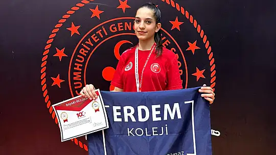 Türkiye üçüncüsü Erdem Koleji'nden