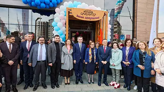 Türkiye Yüzyılı Cumhuriyet Parkı ve Gaziantep Bebek Kütüphanesi açıldı