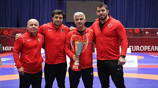 U23 Grekoromen Güreş Milli Takımı, ilk defa Avrupa şampiyonu oldu