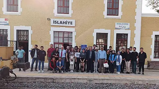 Üniversite öğrencileri Gümrük Müdürlüğüne ziyaret