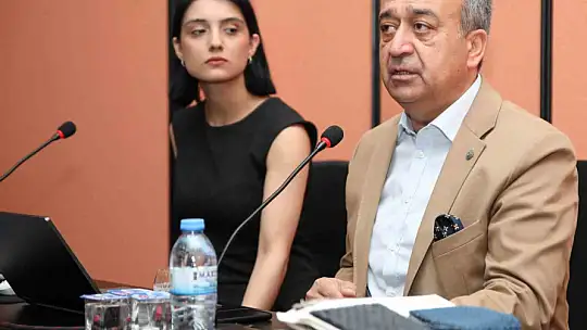 Üniversite sanayi sektör buluşmaları etkinliğine öğrencilerden yoğun ilgi