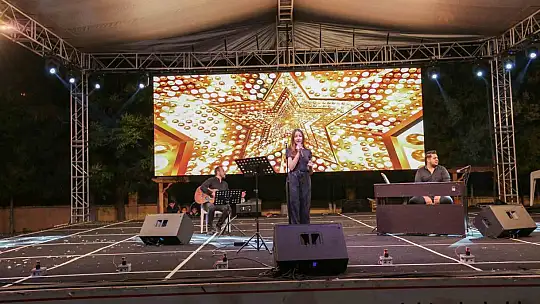 Ünlü sanatçı Naz Ölçal GKV festivalinde sahne aldı