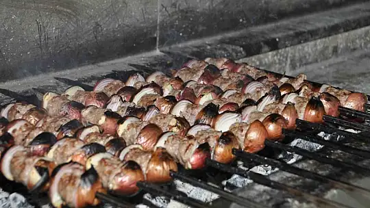 Ünlü şef Öztan'dan soğan kebabı önerisi