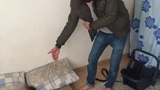 Uyurken ağabeyinin altında kalan bebeğin feci ölümü