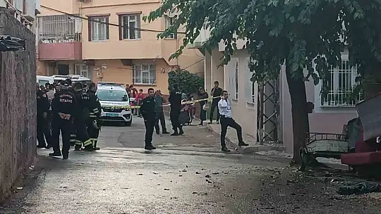 Uyuşturucu bağımlısı önce evini ateşe verdi sonra silahla havaya ateş etti