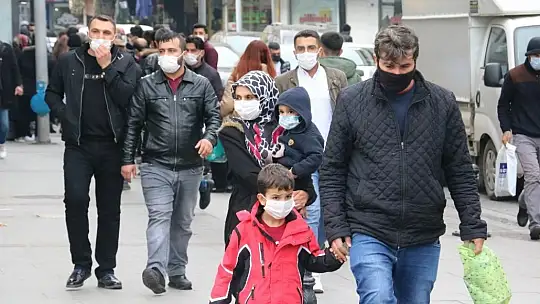 Vakaların düştüğü Gaziantep'te çarşıdaki görüntü korkuttu
