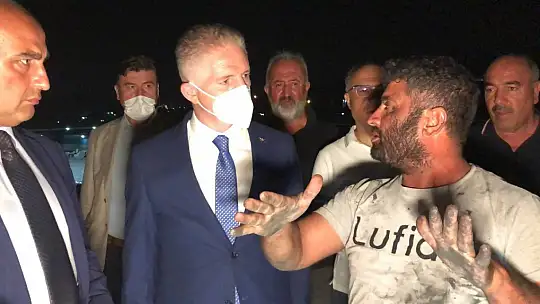 Vali Davut Gül'den otoyoldaki atıkla ilgili açıklama