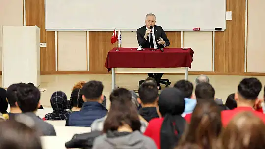 Vali Davut Gül, İyi üniversite yok, iyi öğrenci var.