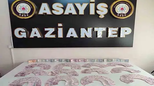 Vatandaşı 8 bin dolar dolandıran 4 şüpheli yakalandı