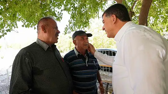 Vatandaşlardan Fadıloğlu'na hizmet teşekkürü
