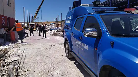 Vinçten kopan çelik profil işçilerin üzerine düştü: 1 ölü, 1 ağır yaralı