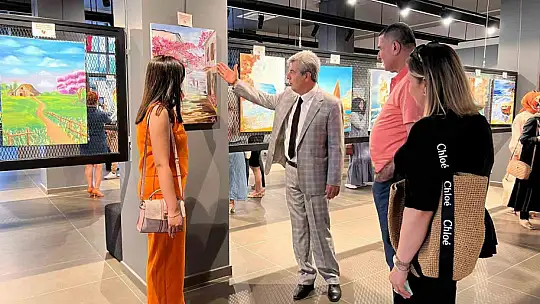 Yağlı boya ve ebru sergisi, ŞSG'de açıldı