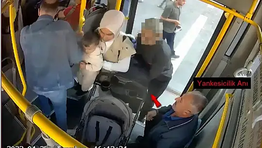 Yardım bahanesiyle yaklaştı, cep telefonunu çaldı