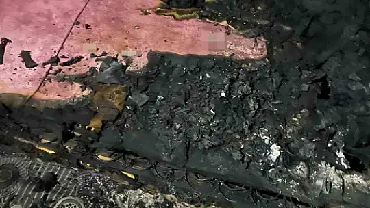 Yaşlı adam odasında çıkan yangında öldü