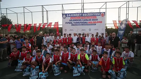 Yaz Kur'an Kursu Futbol Turnuvasına 75 takım katıldı