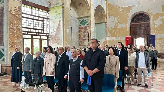Yazar Samiha Ayverdi eserleriyle anıldı