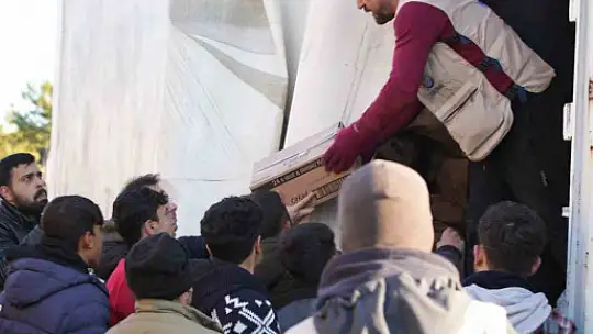 Yedi Başak Derneği'nin yardım seferberliği sürüyor