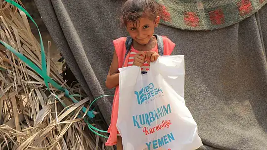 Yedi Başak kurban emanetlerini sahiplerine ulaştırdı