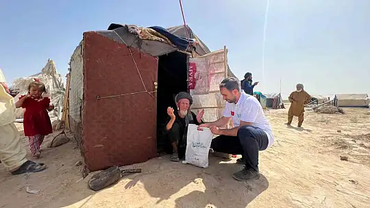 Yedi Başak kurban emanetlerini sahiplerine ulaştırdı