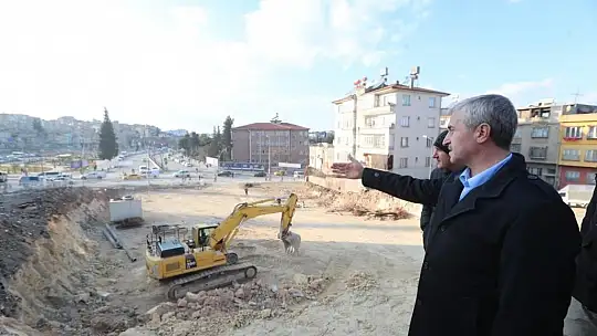 Yeni bulvar için 243 bina yıkıldı