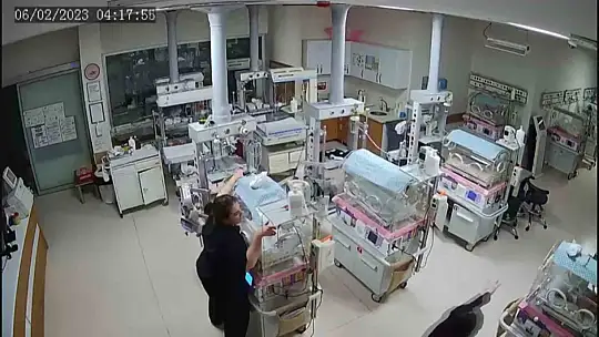 Yenidoğan bakım ünitesinde deprem paniği yaşandı, hemşireler hayatlarını böyle hiçe saydı