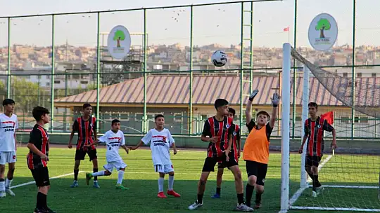 Yeşil sahada vefa dolu organizasyon