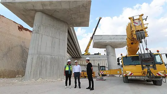 Yeşilvadi üç katlı köprülü kavşak adım adım yükseliyor