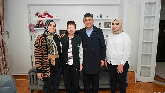 Yetim Buğlem'in park isteğini yerine getirdi